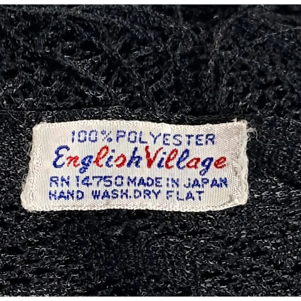 Vintage 1970s Black Lace Fringed Shawl English Village Japan Boho Goth Wrap - Picture 2 of 5